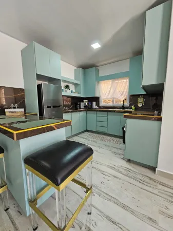 HK Group Hotel Отели в г. Самбо Креэк