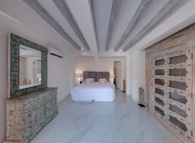 Upper House Hôtels à : 