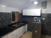 House - Sleeps 6 & Free Parking