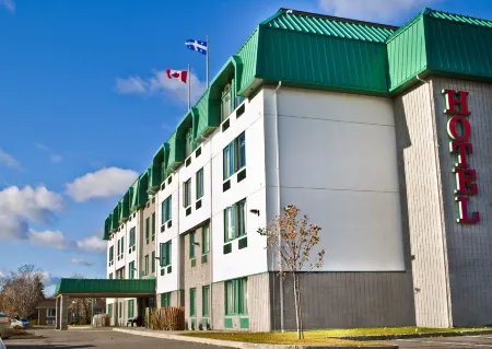 Repotel Aéroport Québec Отели в г. Л'Ансьен-Лорет