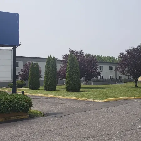 Motel 6 Tinton Falls NJ Neptune