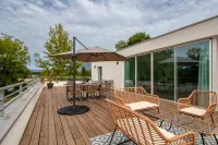 Shana Hôtel & Résidence Hotels in Chanaz