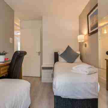 Central Belfast Apartments, Salisbury Rooms