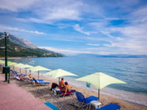 Ipsos di Mare Hotels in Feakes