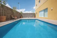 Garden Park Hotel - Pools