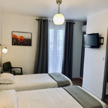 Hôtel les Arbousiers