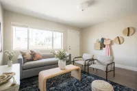 Seashore Suites by AvantStay Modern Comfort Steps from la Jolla Cove