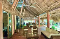 Mahanaim Beach House 20 min from CTG Hôtels à : Bocachica