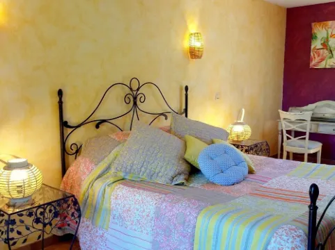 レ ローズ ドゥ モンテルラン