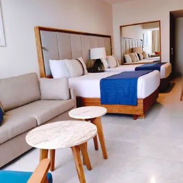 Park Royal Beach Mazatlán