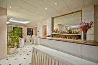 Hotel Coronis