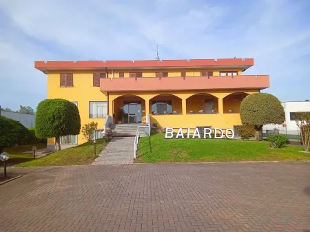 Hotel Baiardo Отели в г. Vaprio D'agogna
