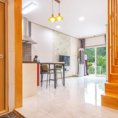 Gapyeong Gamseong216 Poolvilla Pension Hotels near Cheongpyeong