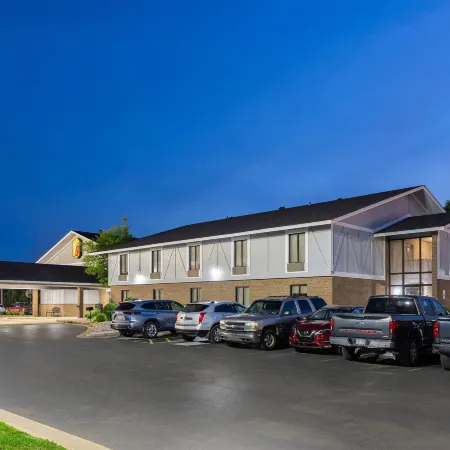 Super 8 by Wyndham Harrison AR