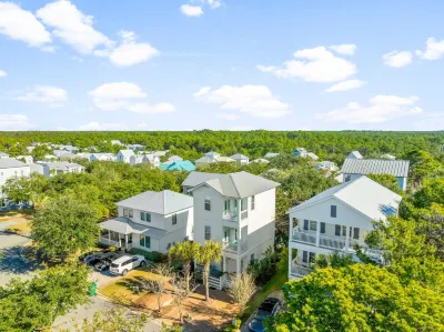 30A Beach House - Blue Marlin by Panhandle Getaways Hôtels à : Santa Rosa Beach