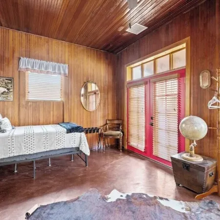 China Mary Inn: "Doc Holliday Suite" Charming 2-bedroom in heart of Tombstone