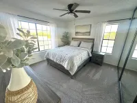 PETS STAY FREE! 2 bed/2.5 ba townhome on Golf Course in the Foothills of Yuma