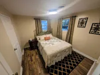 Spacious 3-Bedroom Retreat, Fully Handicap Accessible!