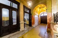 Adagio Downtown Rooms