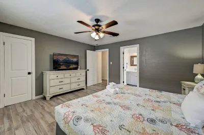 Mint to Relax - Family and Pet-Friendly, Spacious, and Close to Everything!!