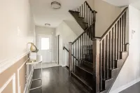 Globalstay Modern 3 Bedroom House in Brampton Hotels in Caledon