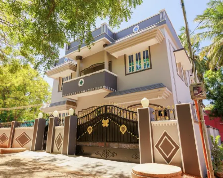 Hotel Bluemoon Hotels in Tirunelveli