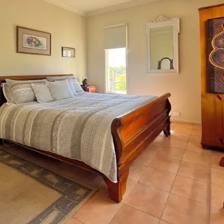 Self contained cabin in quiet coastal bushland setting. Pet friendly! Отели в г. Роб