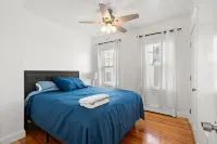 Pleasant and fully furnished 4-bedroom and two bathrooms house in Braintree MA