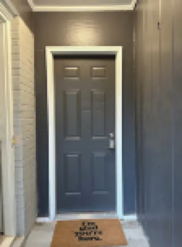 Modern And Spacious Studio Retreat