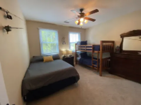 Lake Front Condo @ Waterside Marina. Seasonal Pool, Hot Tub, Club house discount