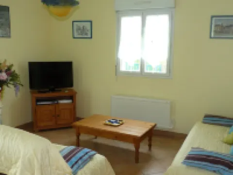 Brand new house with all mod cons, beaches/Casino/Hippodrome of Deauville nearby トゥックのホテル