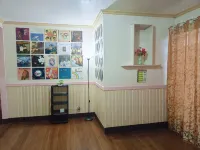 Executive Wide Living Rm APT | 2 km away from town  호텔