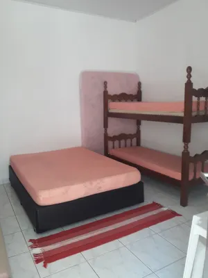 Casas em Condomínio Fechado ,com Tudo Perto ,comercio há 400 mts da Praia Hotels in Canto do Forte