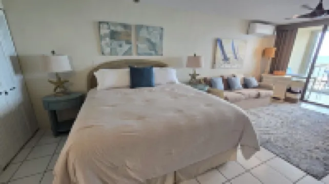 Anchors Aweigh! Walk to the beach!