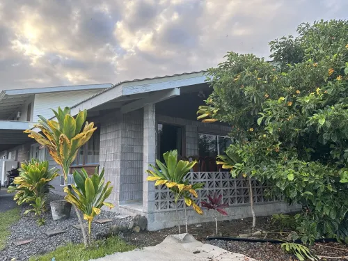 Rainbow Hale Unit 4, a Blend of Hawaiian-Style Charm and Comfort