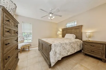 West Palm Beach Tuscany Guest House Отели рядом с достопримечательностью «Маунтс Ботаникал Гарден»