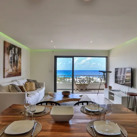 Oceanview 2BR-walking distance to Mullet bay Beach