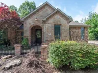 The First Place- Gorgeous 3/2 walk to Square/TWU