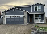 Large Independence House for Families & Groups