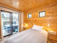 Blue Door Chalet - Ohakune Bach with spa.  Close to town centre.