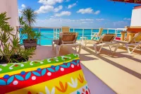 Oceanview Isla Mujeres Villa - Private Pool, Steps from Snorkeling, & Skybar