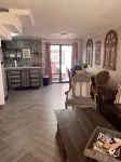 Cozy home close to airport