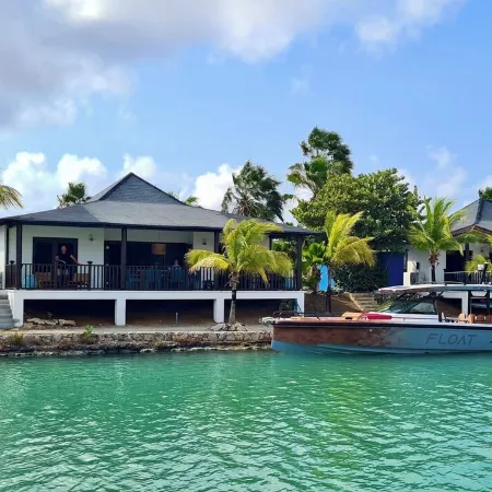 Villa Veva fully equipped Waterfront Escape