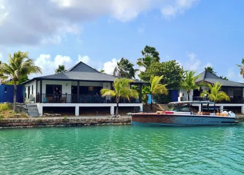 Villa Veva fully equipped Waterfront Escape