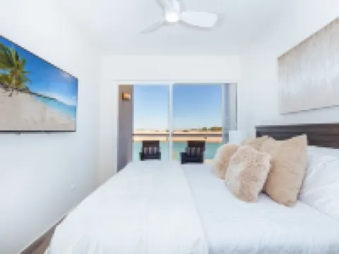 Modern Beachfront Retreat 2 King Suites + Hotels in Rocky Point