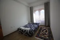 Karmaling Homestay caters as both a private room and serviced apartment B