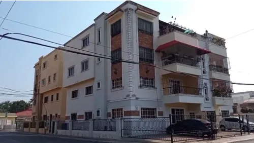 Beautiful apartment in La Vega, overlooking the mountains. Hotels in La Vega