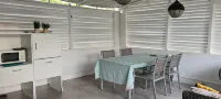 Apartment "ARBRE VOYAGEUR", swimming pool, mountain view Hotels in 