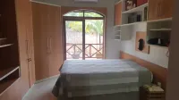 Luxurious 2 story home, terrace overlooking the sea. Hotels in Praia da Enseada