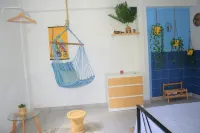 Air conditioned studio 3 minutes walk from the beach